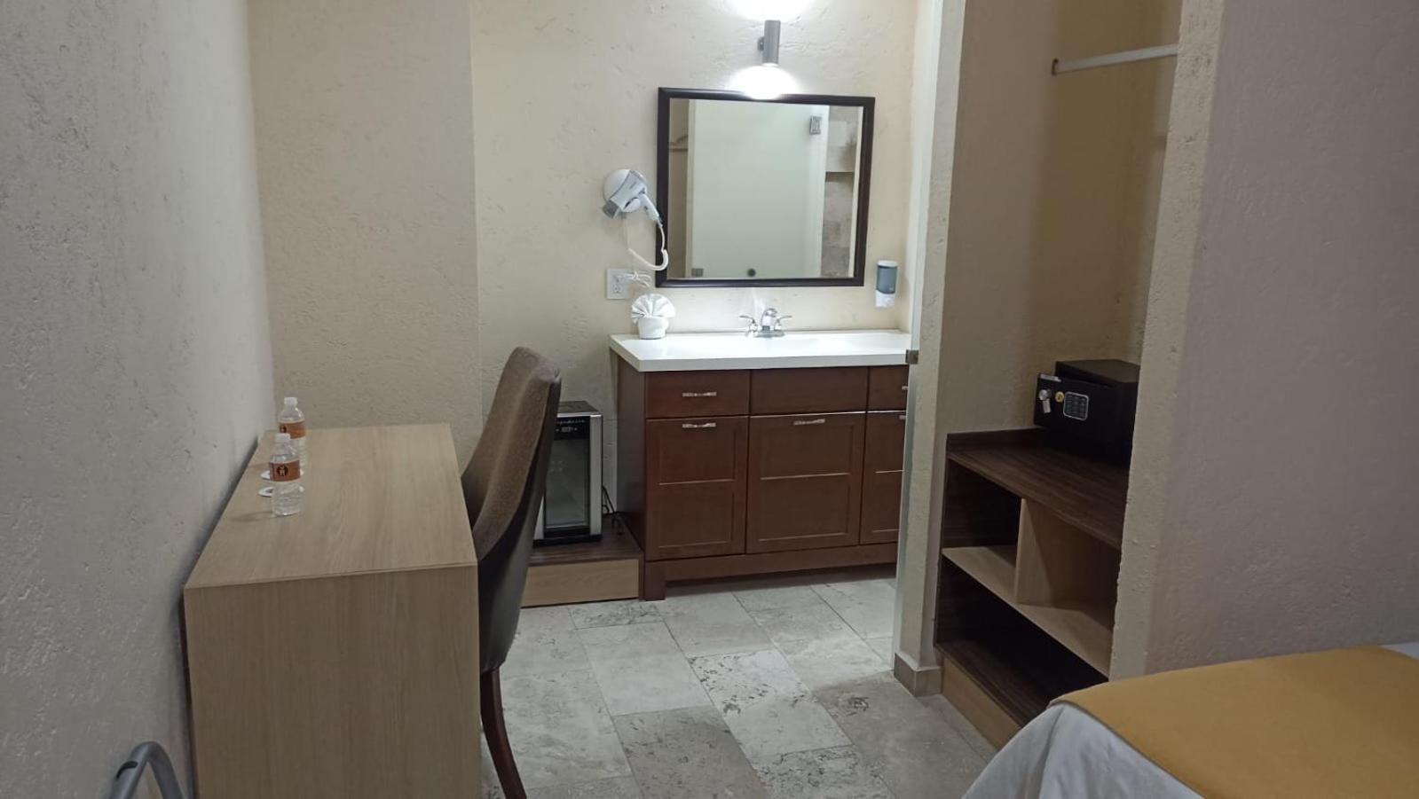 Hotel Yahalis Jilotepec de Abasolo ภายนอก รูปภาพ